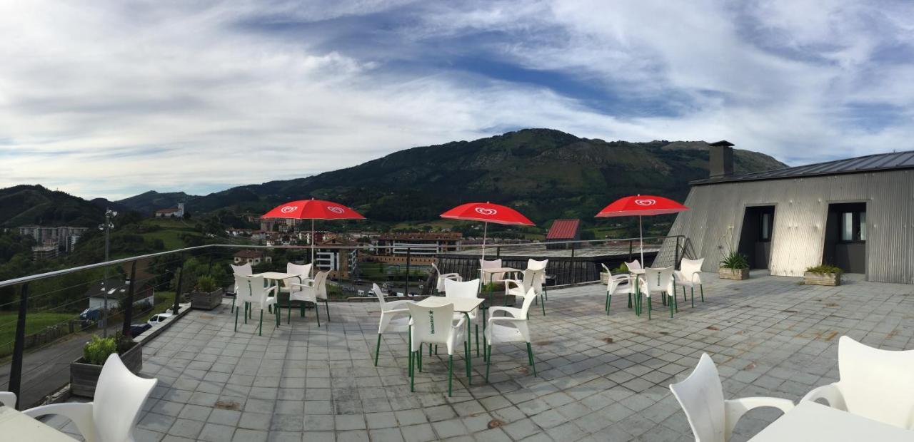 Abaraxka Hostel Disfruta La Via Verde Del Urola Hasta La Playa - Naturaleza Montanas Y Riqueza Cultural Аскойтиа Экстерьер фото