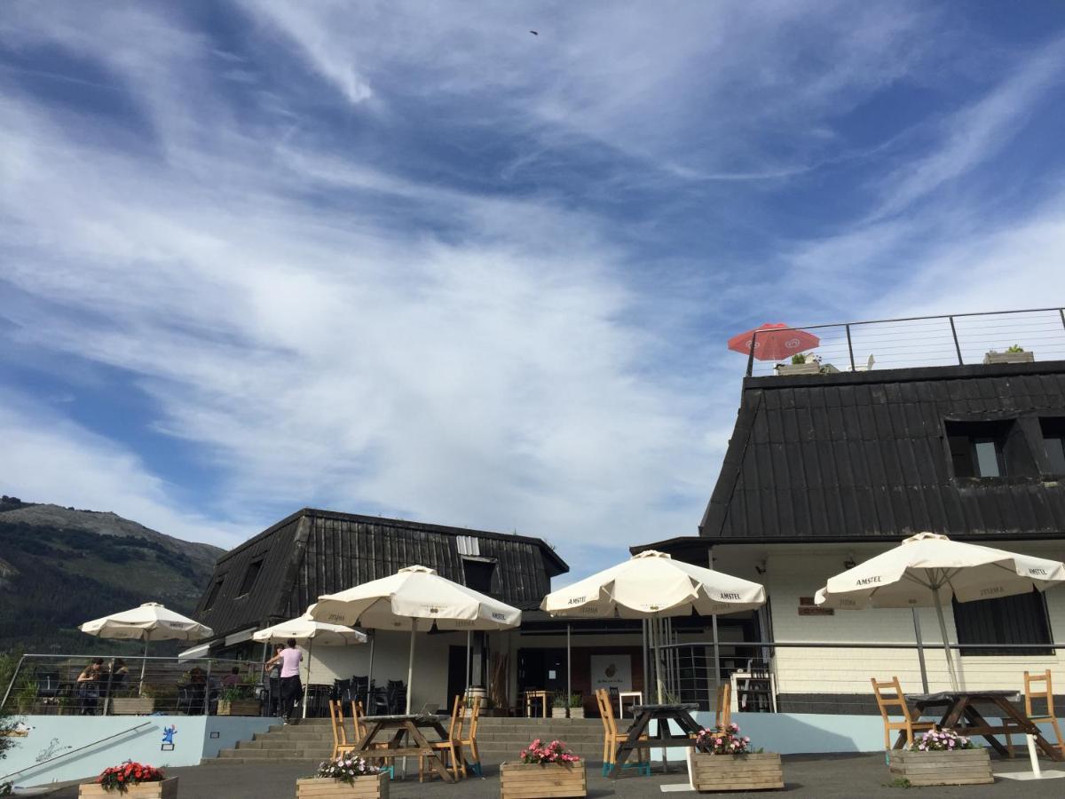 Abaraxka Hostel Disfruta La Via Verde Del Urola Hasta La Playa - Naturaleza Montanas Y Riqueza Cultural Аскойтиа Экстерьер фото