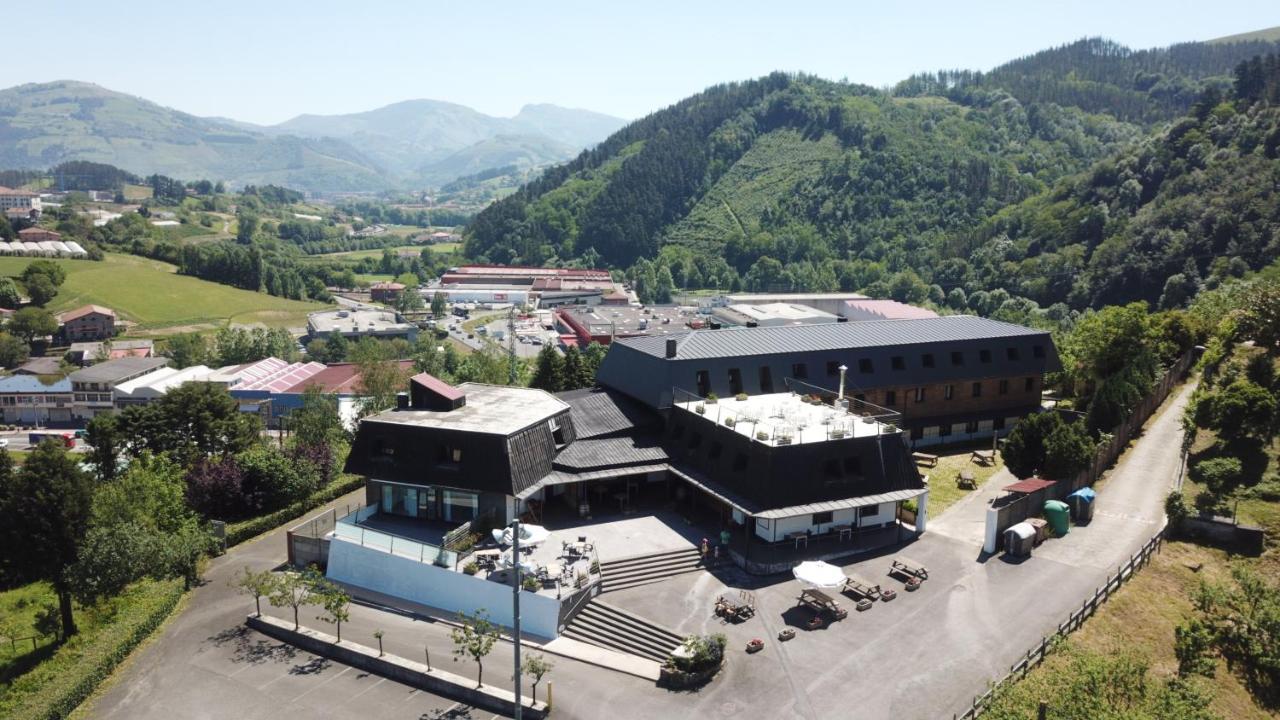 Abaraxka Hostel Disfruta La Via Verde Del Urola Hasta La Playa - Naturaleza Montanas Y Riqueza Cultural Аскойтиа Экстерьер фото