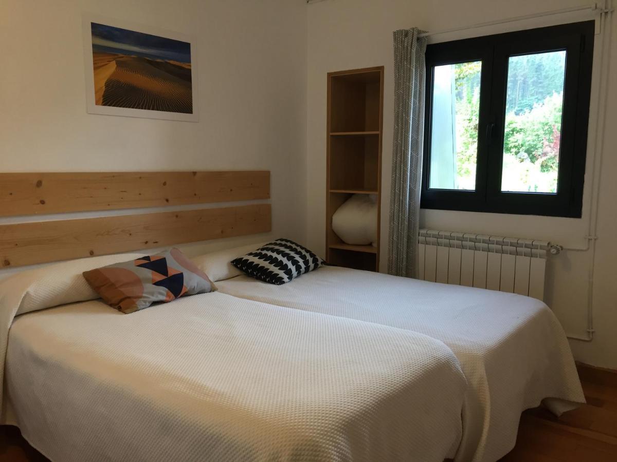 Abaraxka Hostel Disfruta La Via Verde Del Urola Hasta La Playa - Naturaleza Montanas Y Riqueza Cultural Аскойтиа Экстерьер фото
