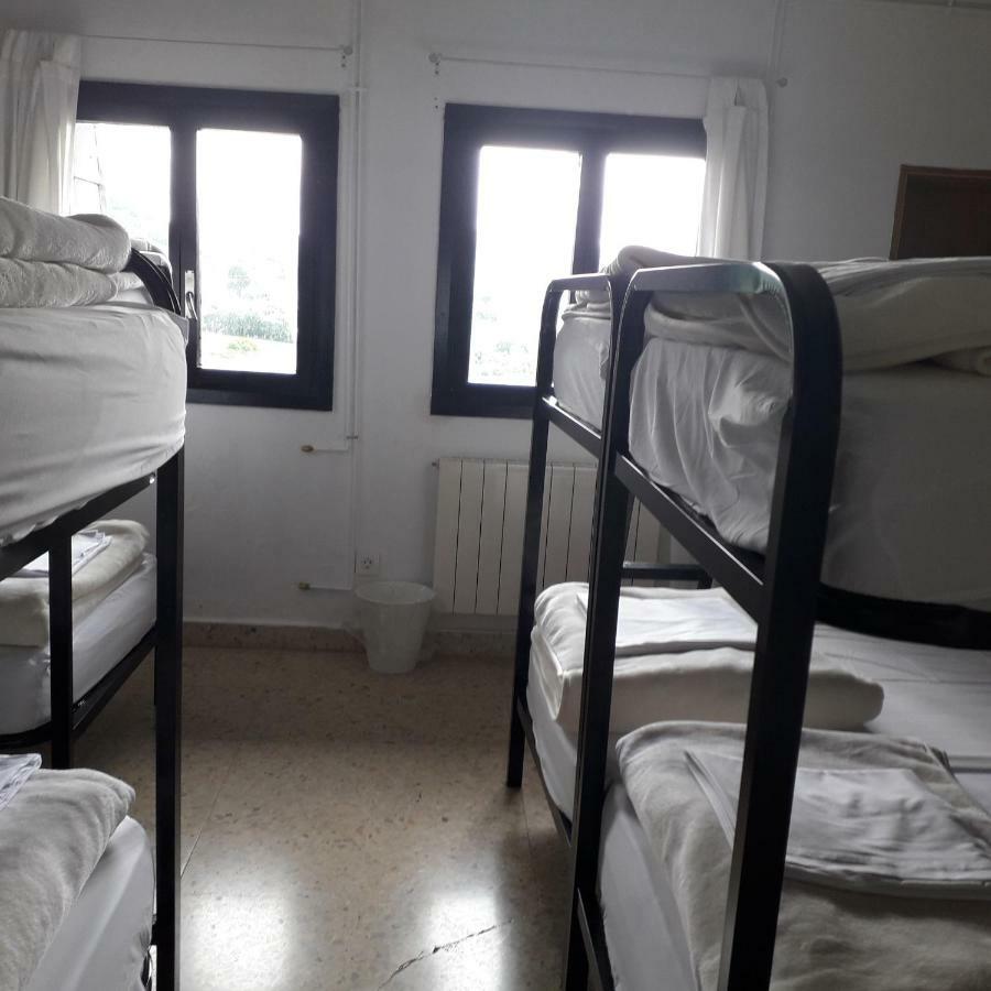 Abaraxka Hostel Disfruta La Via Verde Del Urola Hasta La Playa - Naturaleza Montanas Y Riqueza Cultural Аскойтиа Экстерьер фото