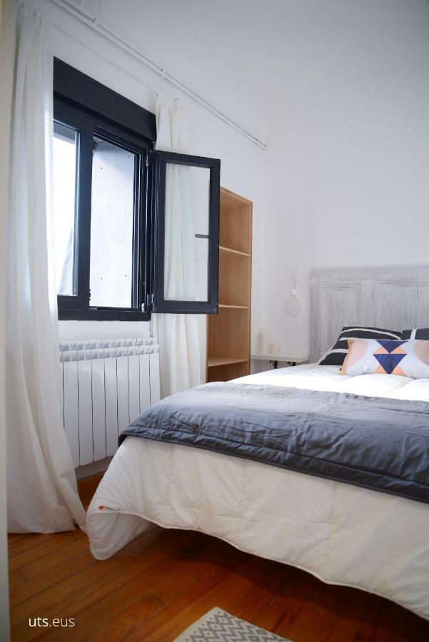 Abaraxka Hostel Disfruta La Via Verde Del Urola Hasta La Playa - Naturaleza Montanas Y Riqueza Cultural Аскойтиа Экстерьер фото